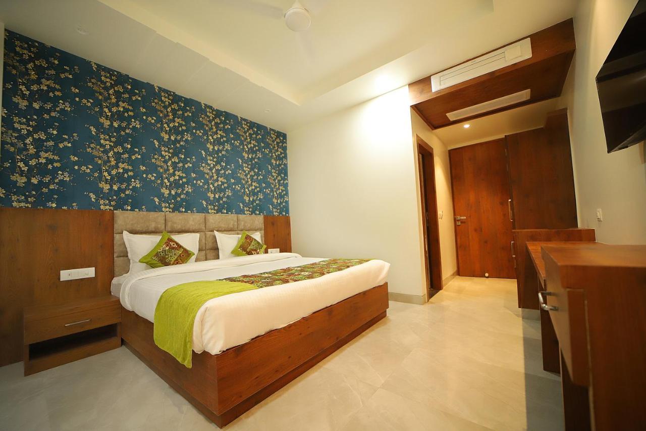 Hotel Marine House Agra  Bagian luar foto