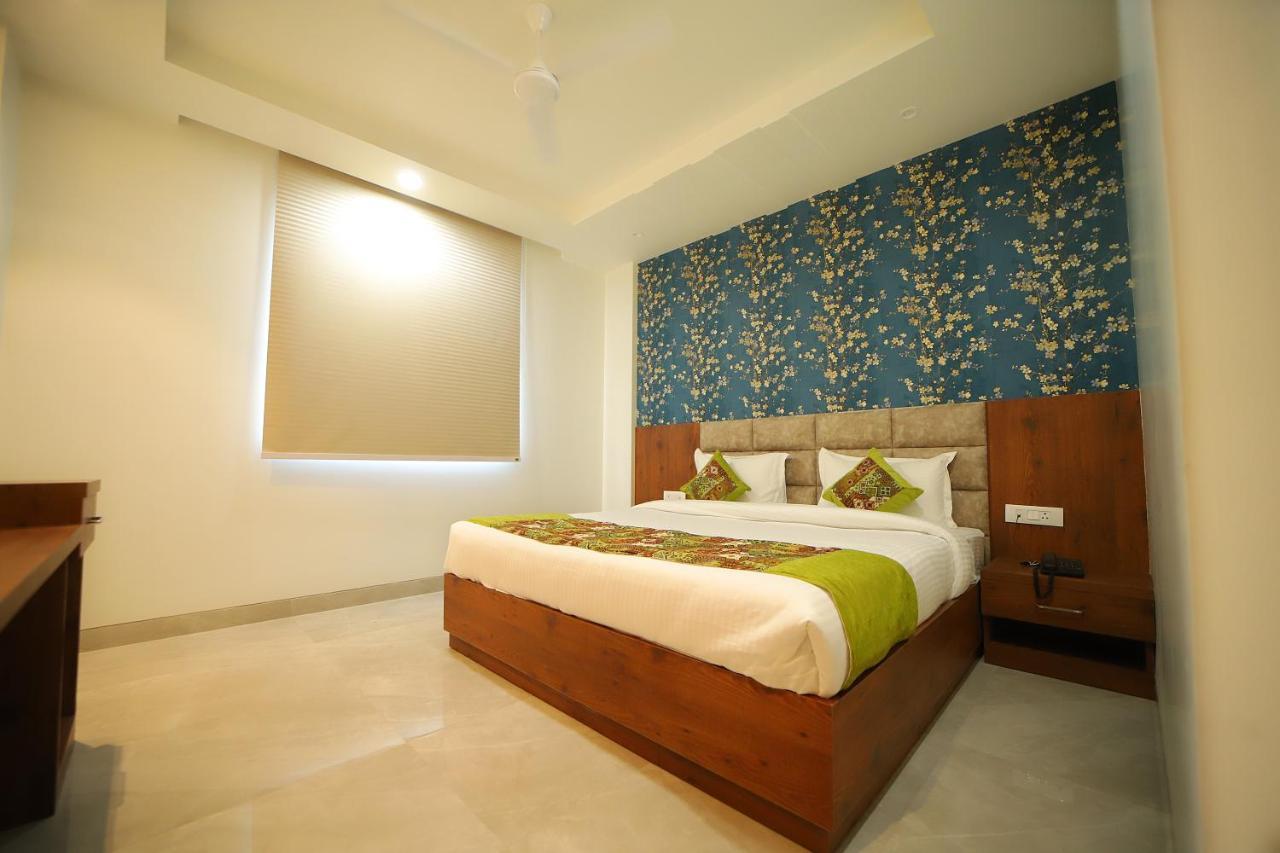 Hotel Marine House Agra  Bagian luar foto