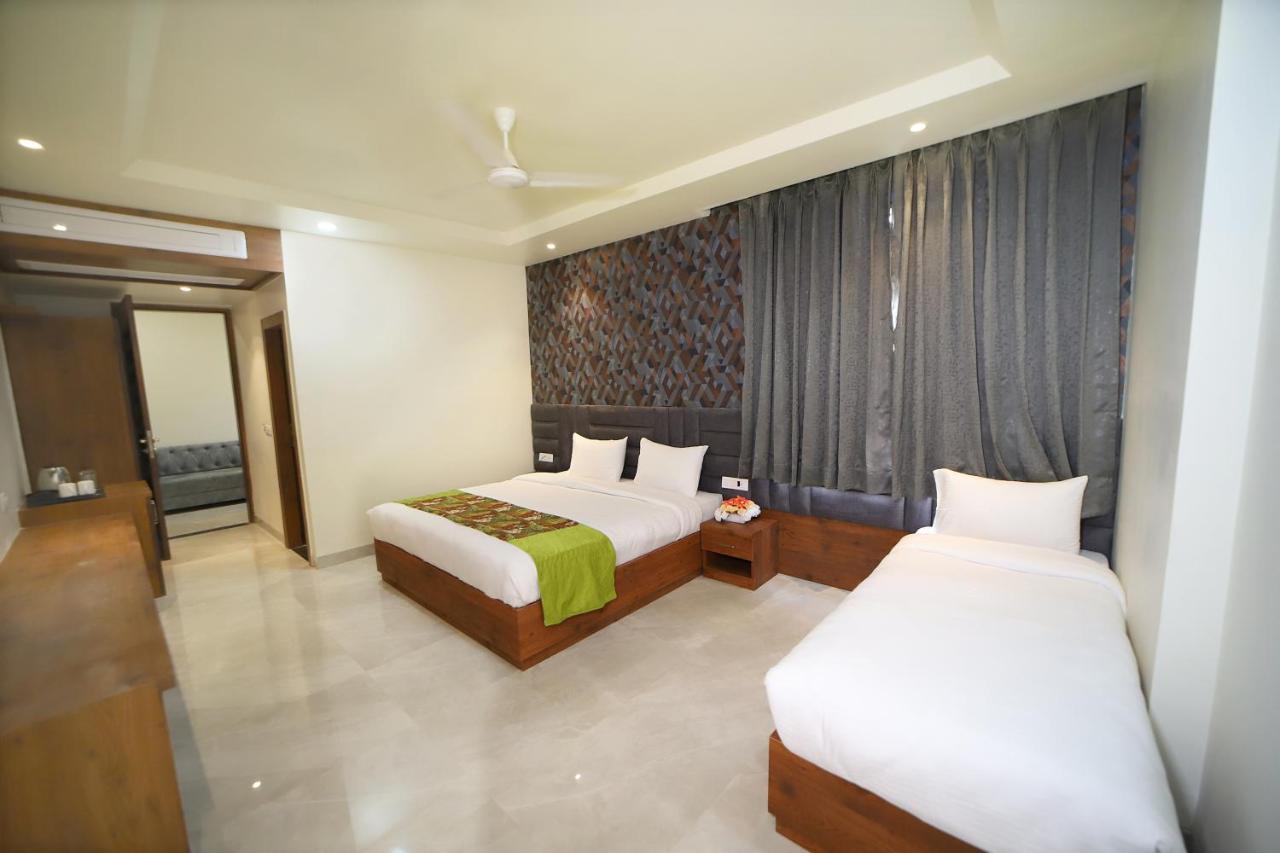 Hotel Marine House Agra  Bagian luar foto