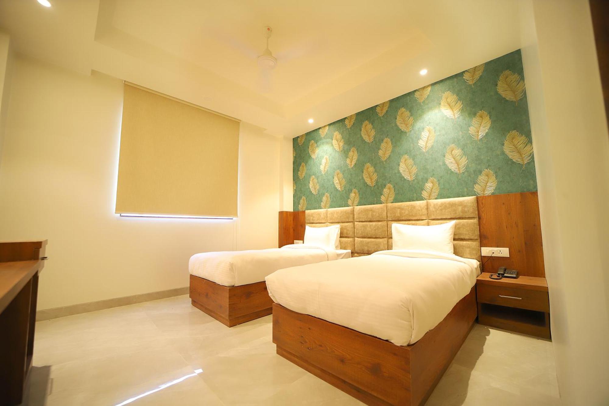 Hotel Marine House Agra  Bagian luar foto